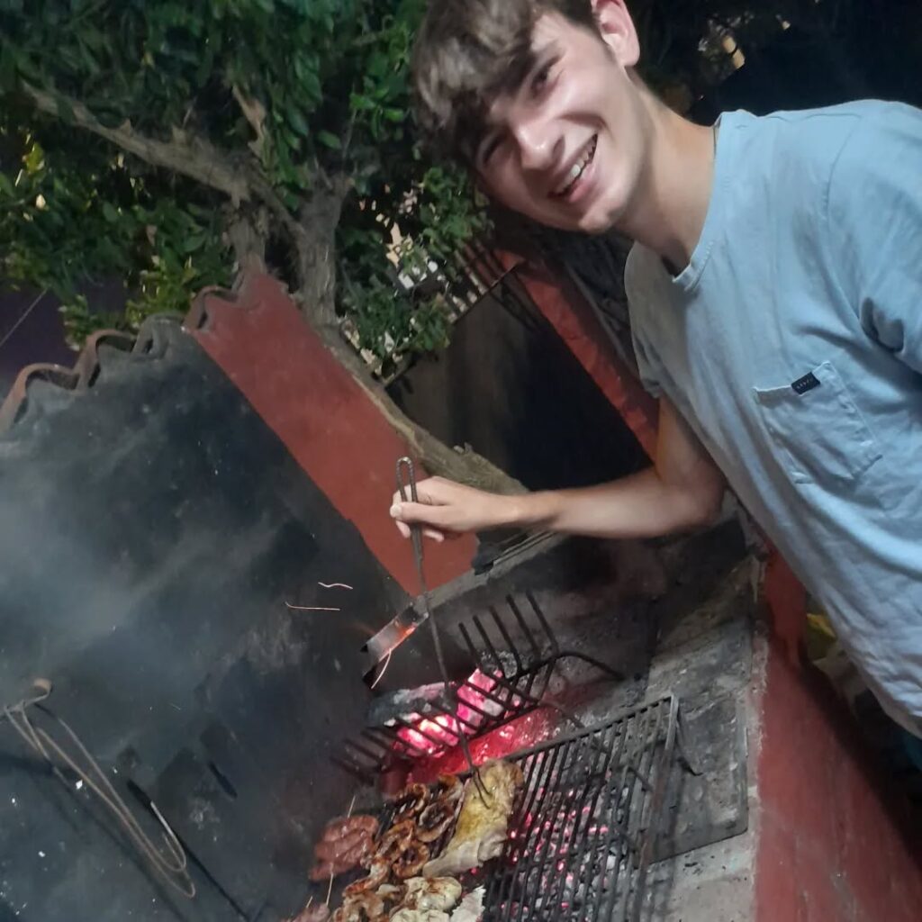 mondify_bbq_hostfamily_01